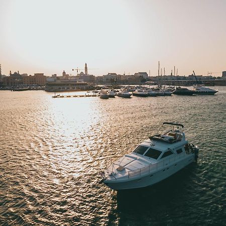 Discoverboat - Pita - Exclusive Boat&Breakfast Bari Exteriör bild