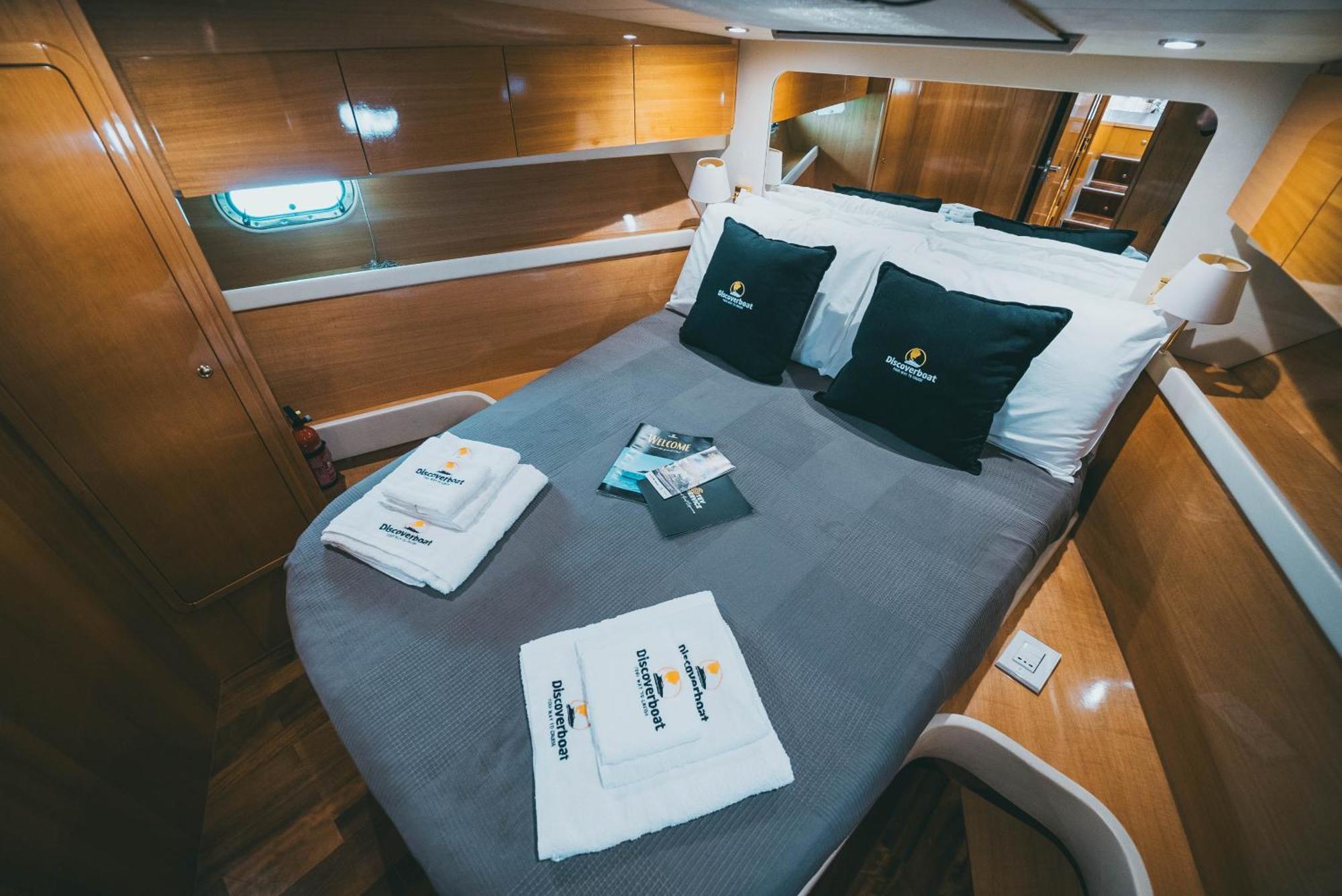 Discoverboat - Pita - Exclusive Boat&Breakfast Bari Exteriör bild